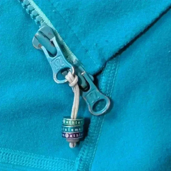 Lululemon Stride Jacket II Oasis River Rock Blue Released 2010 Women's size  4 - Picture 13 of 16